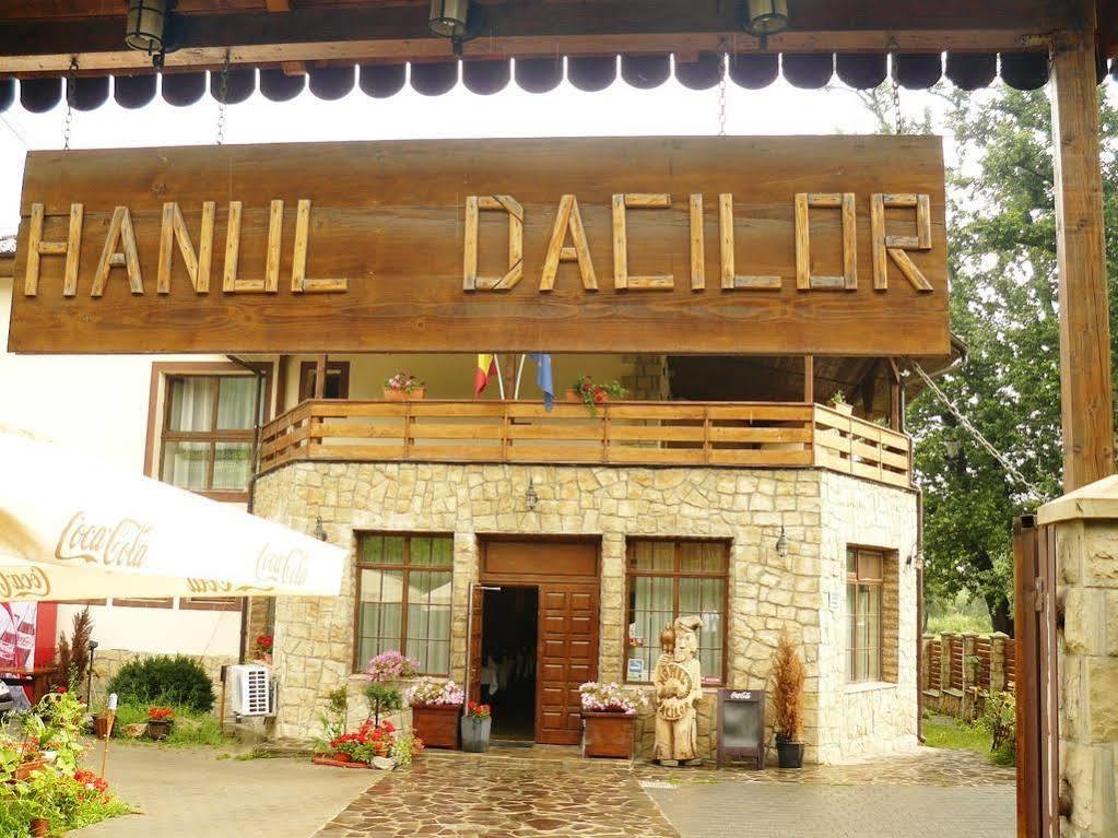 Hanul Dacilor Iasi Exterior foto
